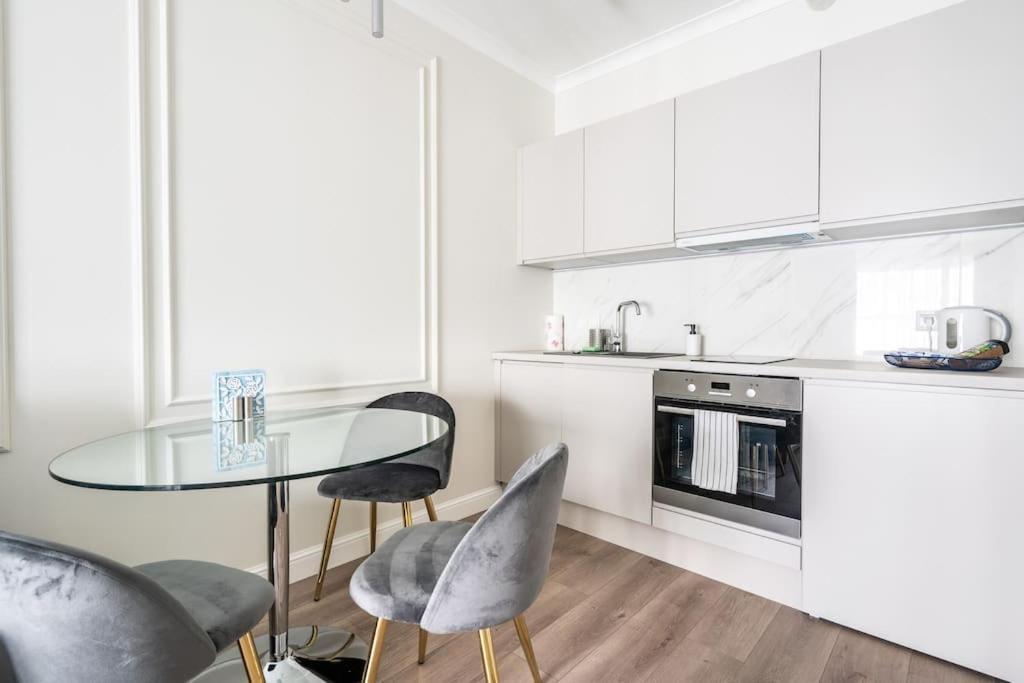 Chic & Luxury Apartment By Mennica Residence Warsaw Ngoại thất bức ảnh
